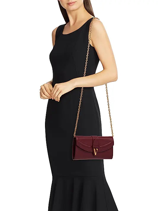 V-Logo Leather Wallet-On-Chain Bag